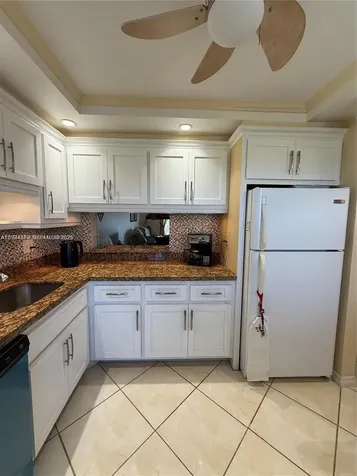 4800 Hillcrest Lane Hollywood FL 33021