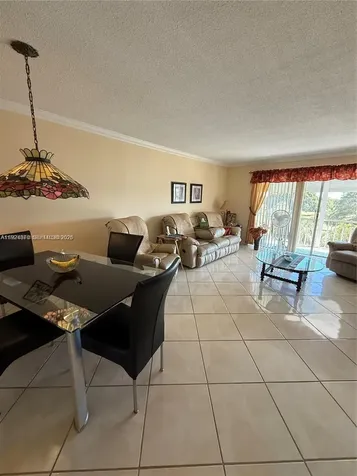 4800 Hillcrest Lane Hollywood FL 33021