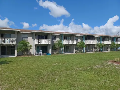 1015 Lakeview Drive Sebring FL 33870