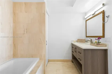 1800 Sunset Harbour Drive Miami Beach FL 33139