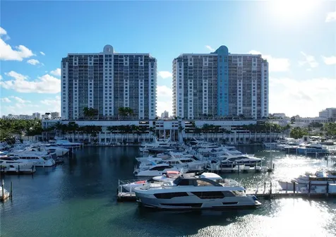 1800 Sunset Harbour Drive Miami Beach FL 33139