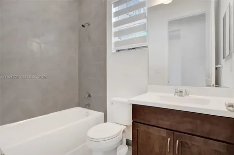 8450 NW 39th Court Coral Springs FL 33065