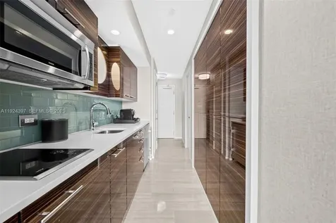 551 N Fort Lauderdale Beach Boulevard Fort Lauderdale FL 33304