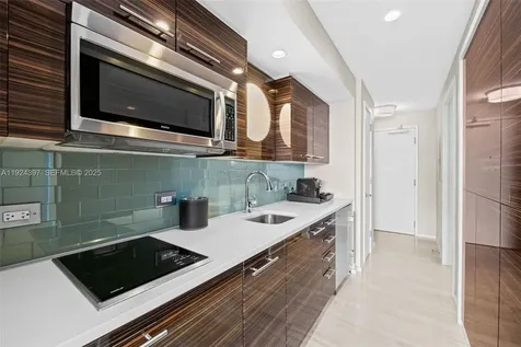 551 N Fort Lauderdale Beach Boulevard Fort Lauderdale FL 33304