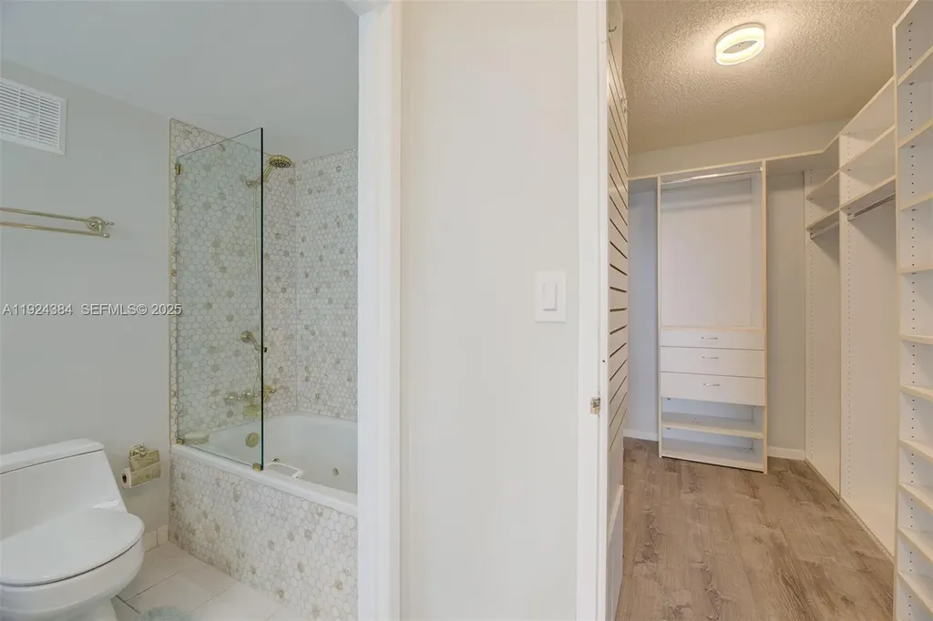 3725 S Ocean Drive Hollywood FL 33019
