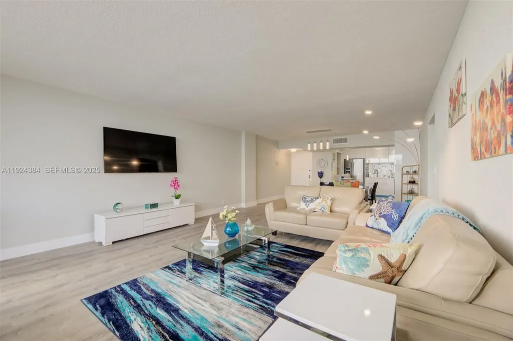 3725 S Ocean Drive Hollywood FL 33019