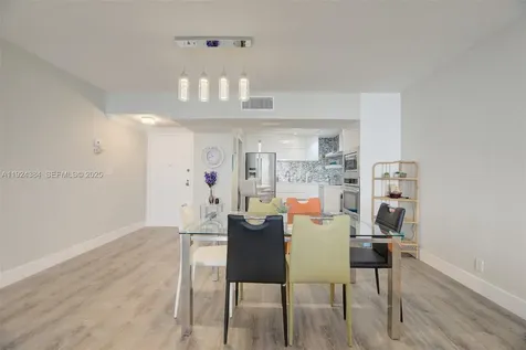 3725 S Ocean Drive Hollywood FL 33019