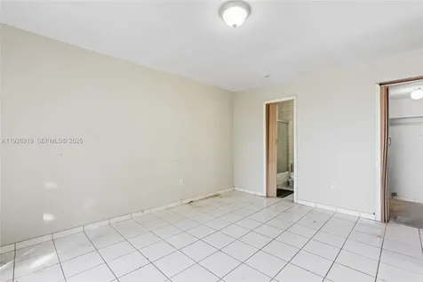 17051 NE 35th Avenue North Miami Beach FL 33160