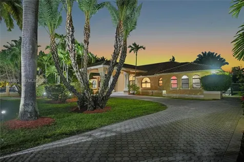 3001 SW 132nd Avenue Miami FL 33175