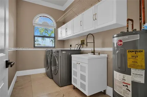 3001 SW 132nd Avenue Miami FL 33175