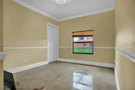 3001 SW 132nd Avenue Miami FL 33175