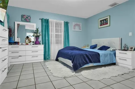 3001 SW 132nd Avenue Miami FL 33175