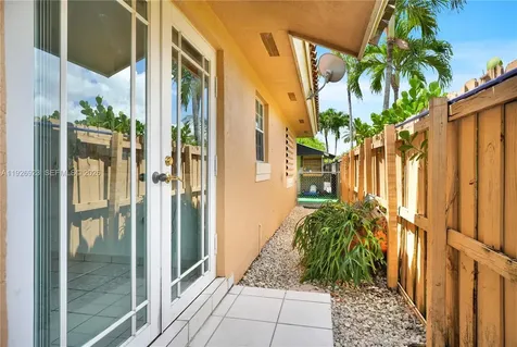 3001 SW 132nd Avenue Miami FL 33175