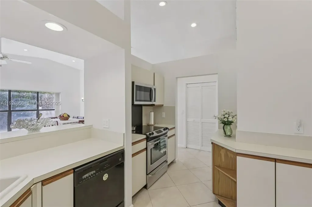 22792 Marbella Circle Boca Raton FL 33433