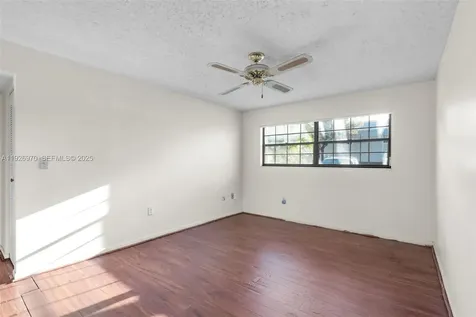 907 NE 199th Street Miami FL 33179