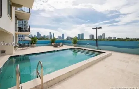 2701 SW 3rd Avenue Miami FL 33129