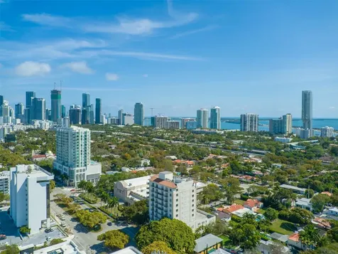 2701 SW 3rd Avenue Miami FL 33129