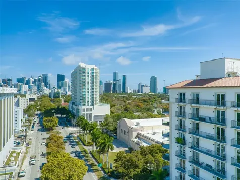2701 SW 3rd Avenue Miami FL 33129