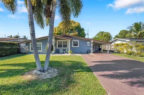2410 Flamingo Drive Miramar FL 33023