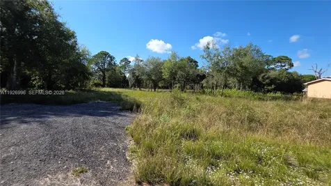 340 N Jinete Street Clewiston FL 33440