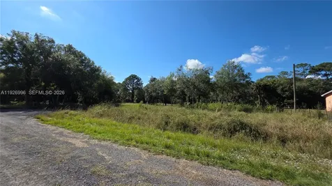 340 N Jinete Street Clewiston FL 33440
