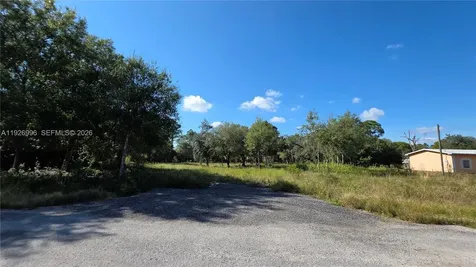 340 N Jinete Street Clewiston FL 33440