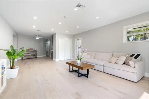 10650 NE 11th Court Miami Shores FL 33138