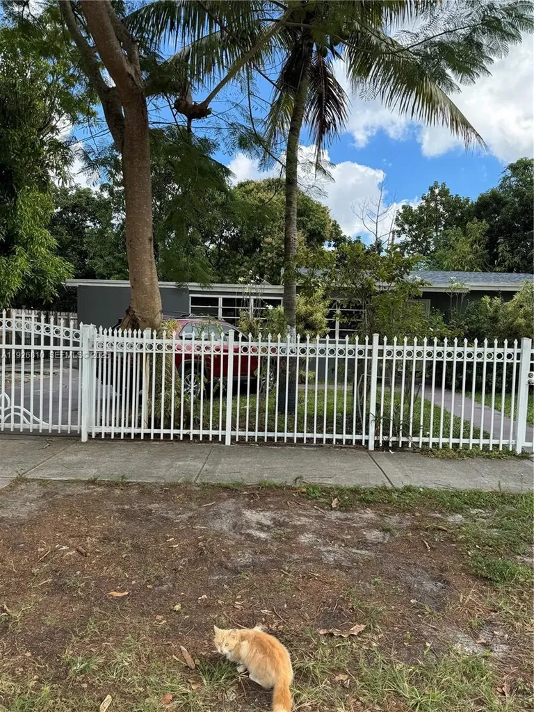 17971 NW 4th Avenue Miami Gardens FL 33169