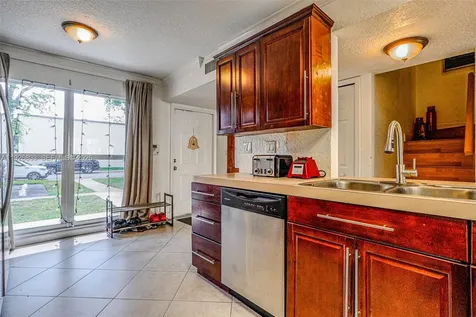 3331 Farragut Street Hollywood FL 33021