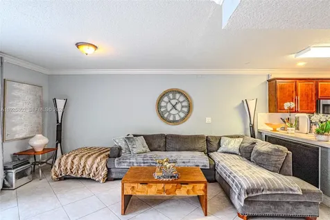 3331 Farragut Street Hollywood FL 33021