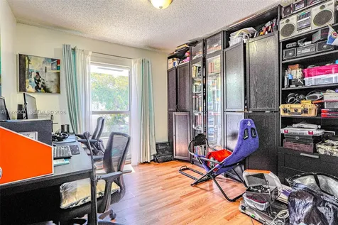 3331 Farragut Street Hollywood FL 33021