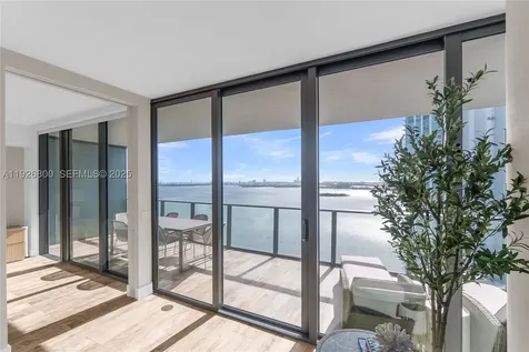 650 NE 32nd Street Miami FL 33137