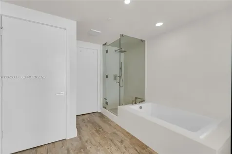 650 NE 32nd Street Miami FL 33137