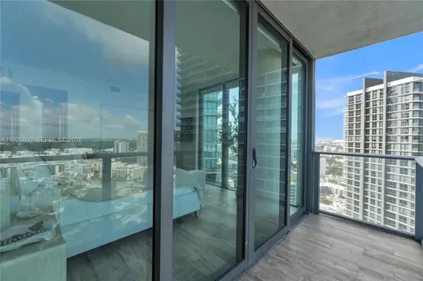 650 NE 32nd Street Miami FL 33137