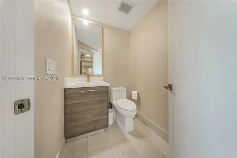 650 NE 32nd Street Miami FL 33137