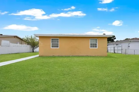 417 SW 3rd Street Hallandale Beach FL 33009