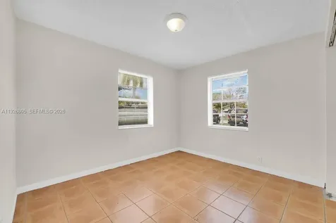 417 SW 3rd Street Hallandale Beach FL 33009