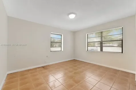 417 SW 3rd Street Hallandale Beach FL 33009
