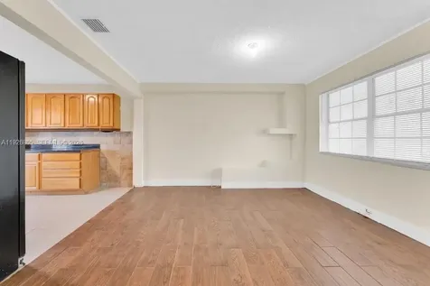 417 SW 3rd Street Hallandale Beach FL 33009