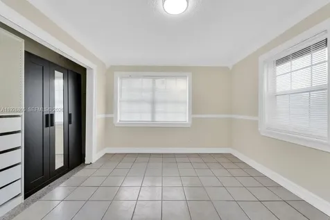 417 SW 3rd Street Hallandale Beach FL 33009