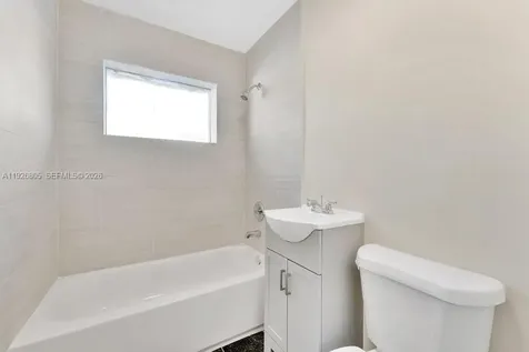417 SW 3rd Street Hallandale Beach FL 33009