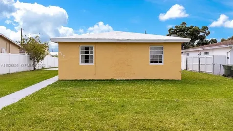 417 SW 3rd Street Hallandale Beach FL 33009