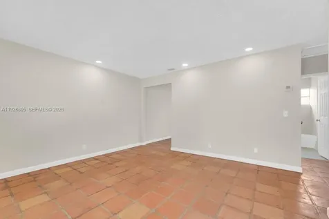 417 SW 3rd Street Hallandale Beach FL 33009