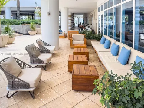 6801 Collins Avenue Miami Beach FL 33141