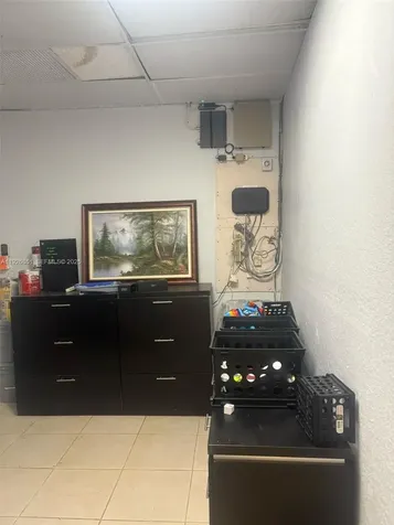 828 W Pembroke Road Hallandale Beach FL 33009