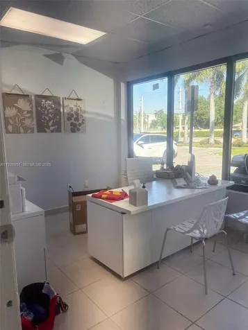 828 W Pembroke Road Hallandale Beach FL 33009
