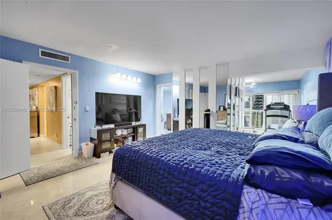 4713 Banyan Lane Tamarac FL 33319