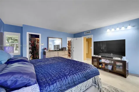 4713 Banyan Lane Tamarac FL 33319