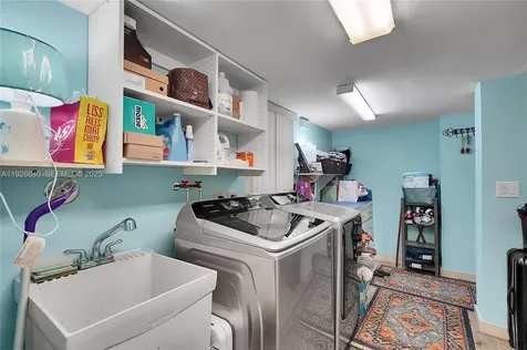 4713 Banyan Lane Tamarac FL 33319