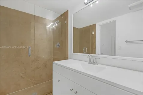 15801 W Waterside Circle Sunrise FL 33326